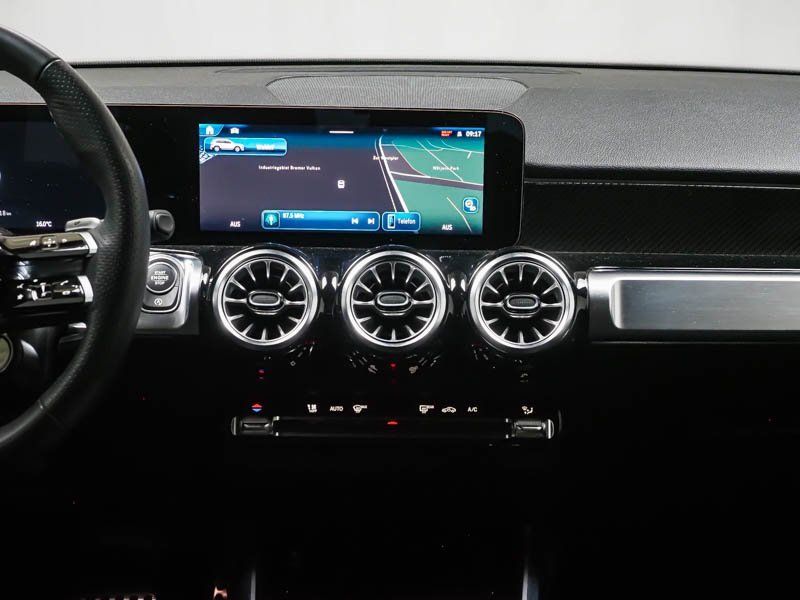 Mercedes-Benz GLB 35 AMG 2025 г. Белый, пробег 27116 км