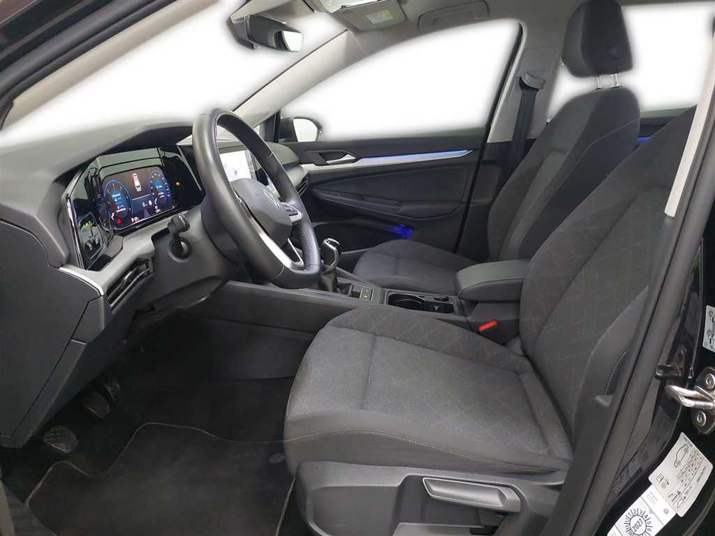 Volkswagen Golf 2023 г. Чёрный, пробег 12355 км