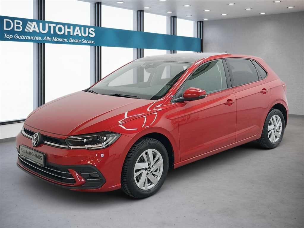 Volkswagen Polo 2024 г. Красный, пробег 46530 км