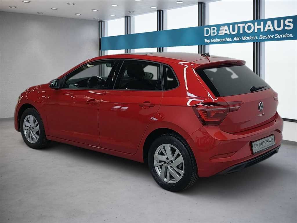 Volkswagen Polo 2024 г. Красный, пробег 46530 км