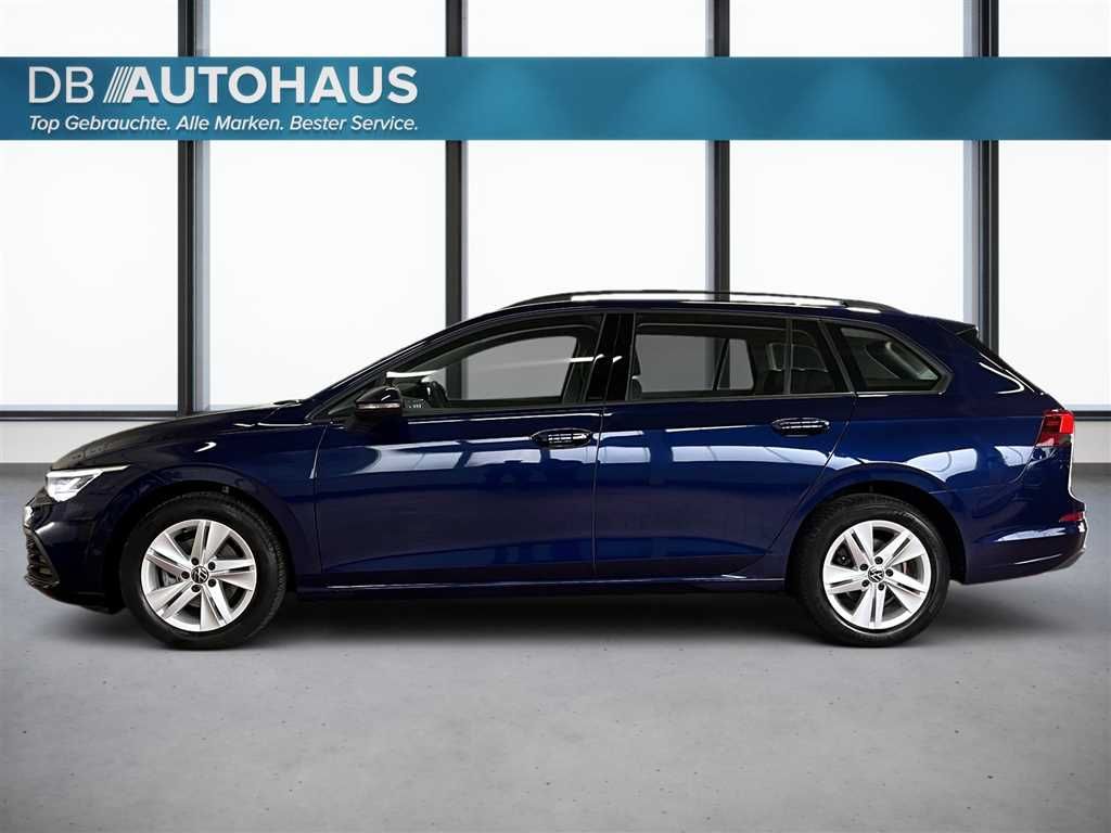 Volkswagen Golf 2023 г. Синий, пробег 42141 км