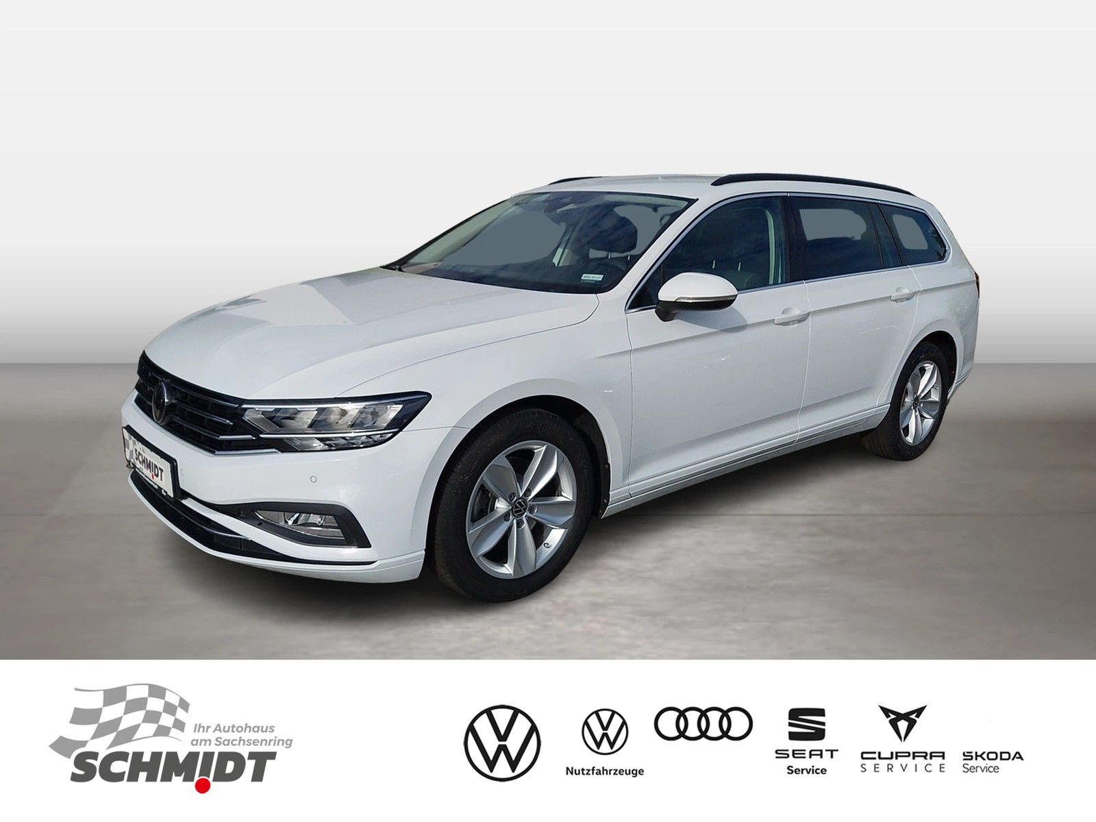 Volkswagen PASSAT VARIANT 2024 г. Белый, пробег 42687 км