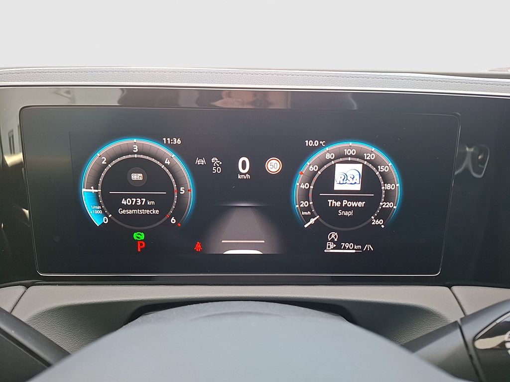Volkswagen Tiguan 2024 г. Белый, пробег 41500 км