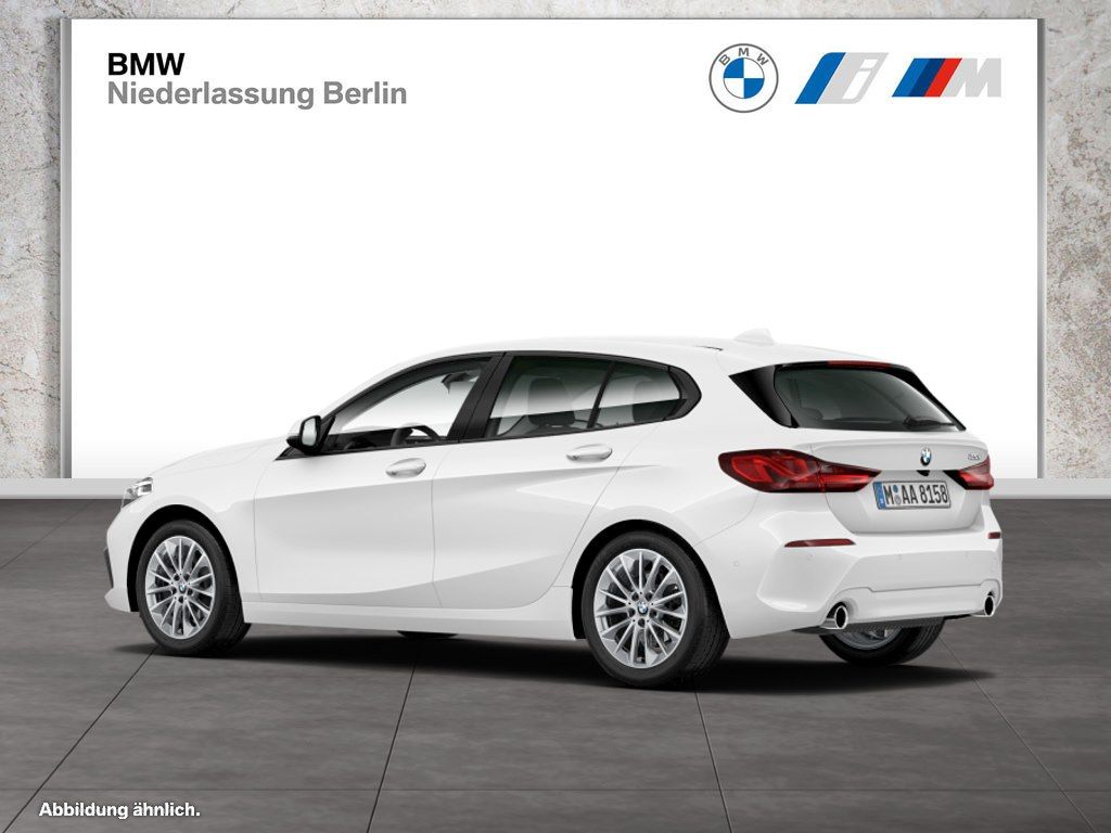 BMW 120 2022 г. Белый, пробег 32494 км