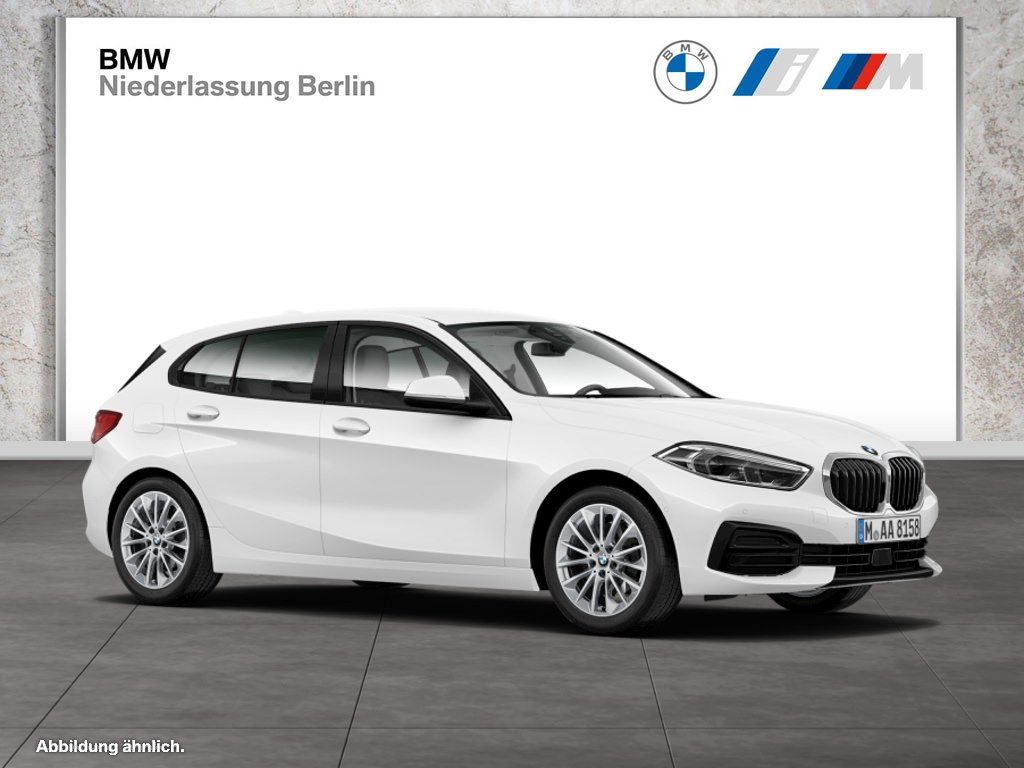 BMW 120 2022 г. Белый, пробег 32494 км