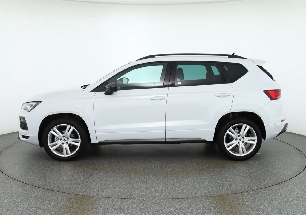 SEAT Ateca 2022 г. Белый, пробег 53967 км