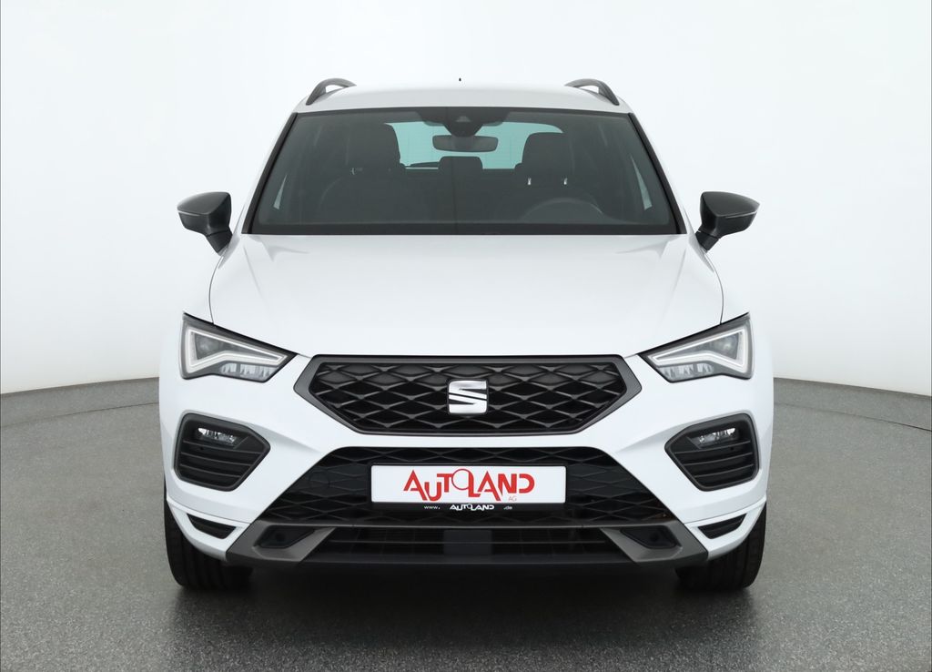 SEAT Ateca 2022 г. Белый, пробег 53967 км