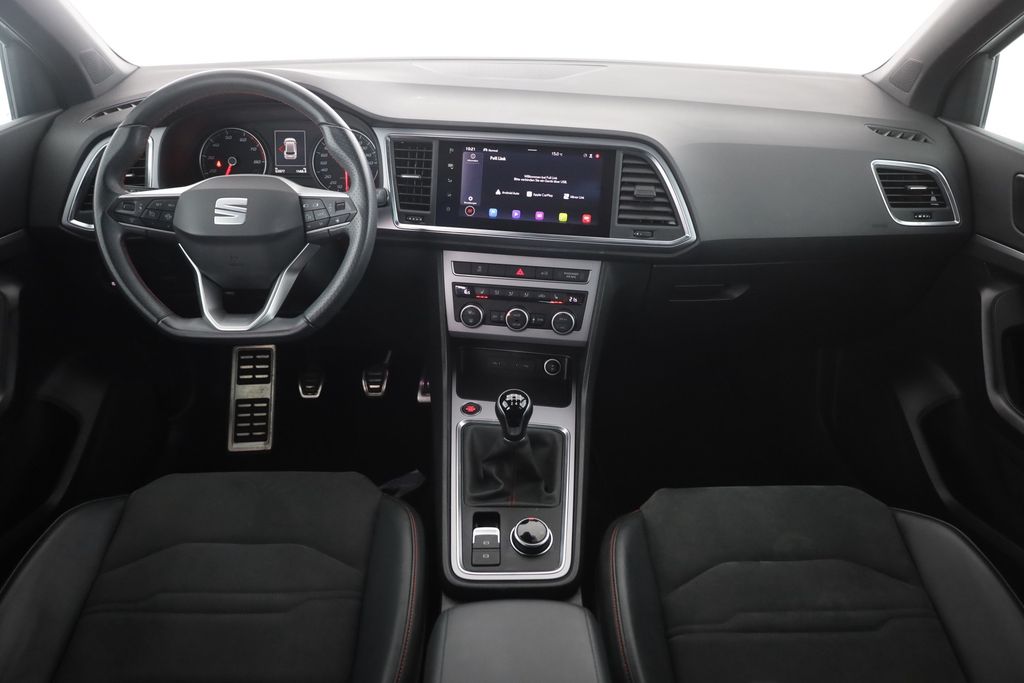 SEAT Ateca 2022 г. Белый, пробег 53967 км