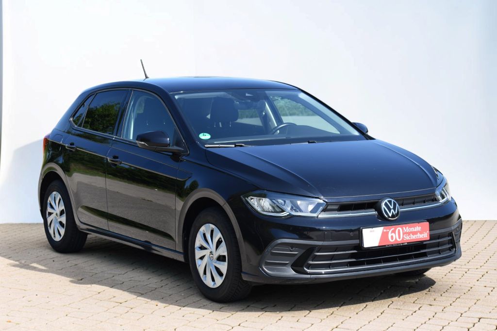Volkswagen Polo 2023 г. Чёрный, пробег 43000 км