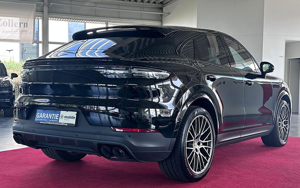 Porsche Cayenne 2023 г. Чёрный, пробег 58455 км
