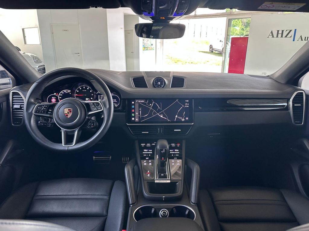 Porsche Cayenne 2023 г. Чёрный, пробег 58455 км