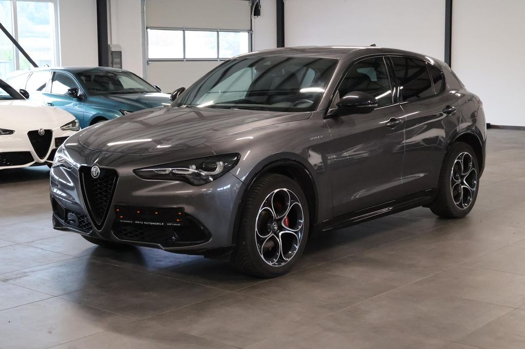 Alfa Romeo Stelvio 2023 г. Серый, пробег 59000 км