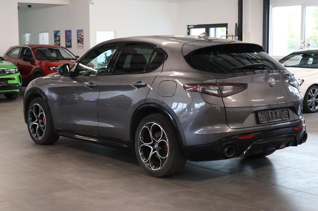 Alfa Romeo Stelvio 2023 г. Серый, пробег 59000 км