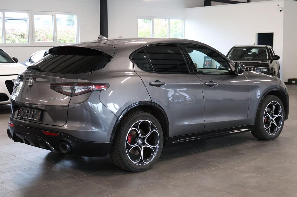 Alfa Romeo Stelvio 2023 г. Серый, пробег 59000 км