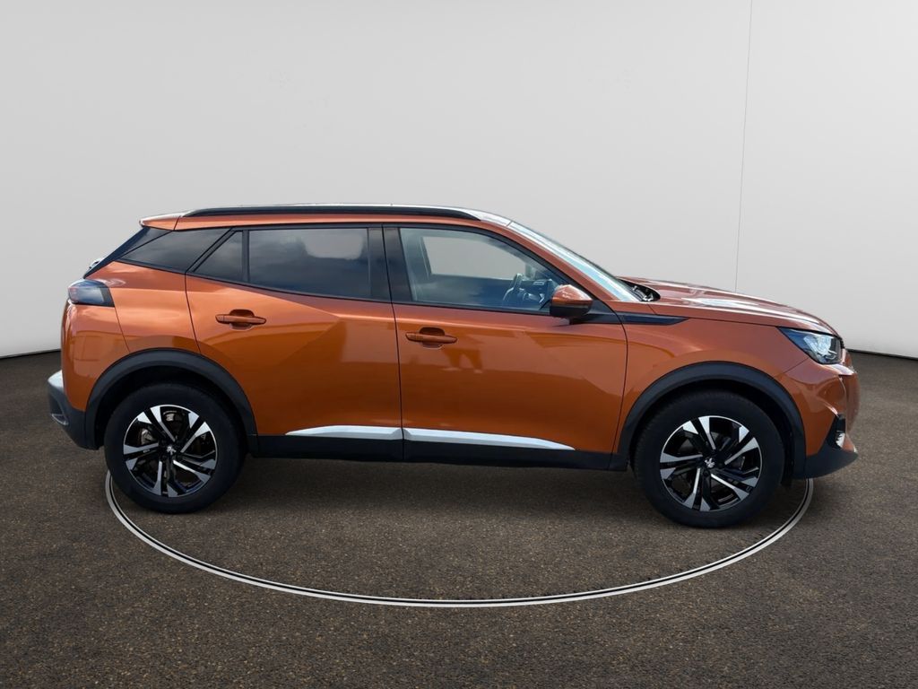 Peugeot 2008 2021 г. Оранжевый, пробег 37000 км