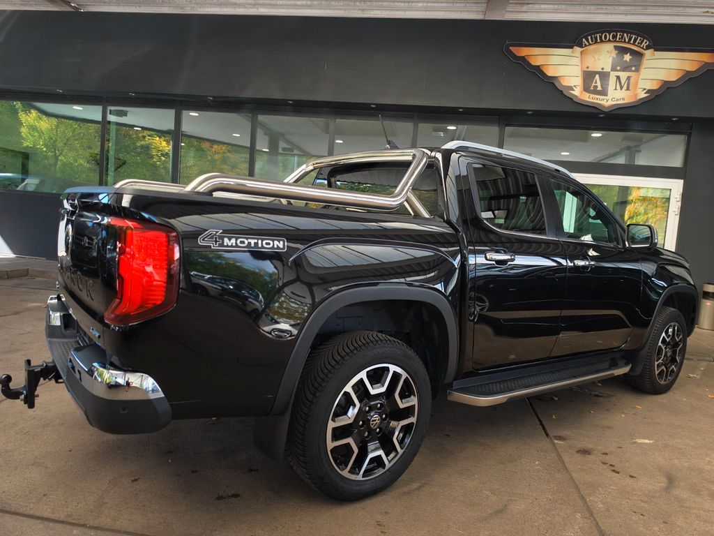 Volkswagen Amarok 2024 г. Чёрный, пробег 48000 км