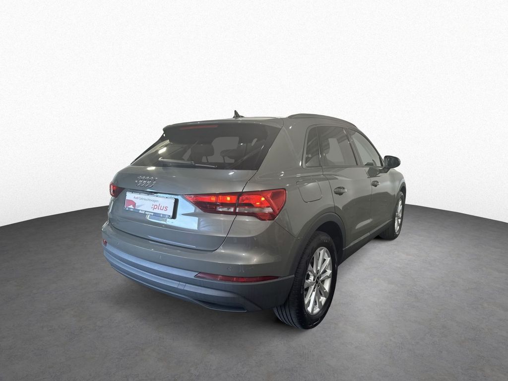 Audi Q3 2023 г. Серый, пробег 41450 км
