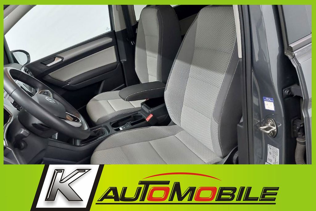Volkswagen Touran 2024 г. Серый, пробег 31450 км