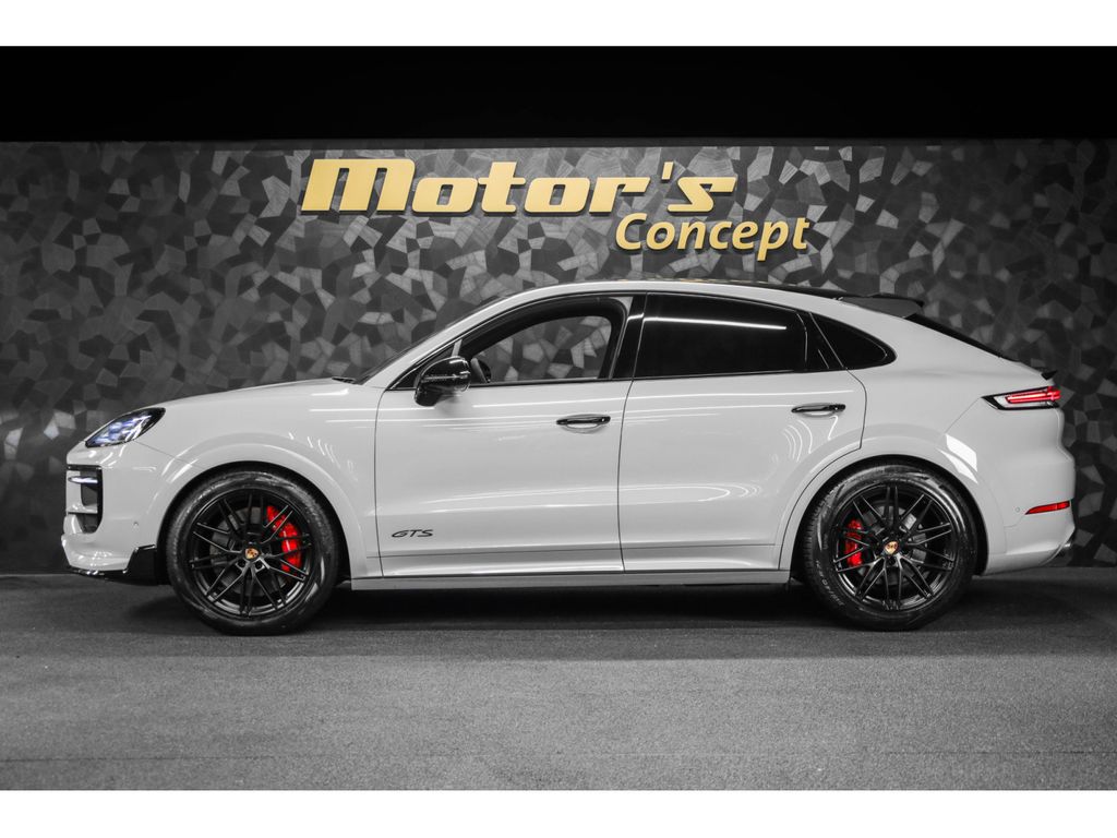 Porsche Cayenne 2025 г. Серый, пробег 45990 км