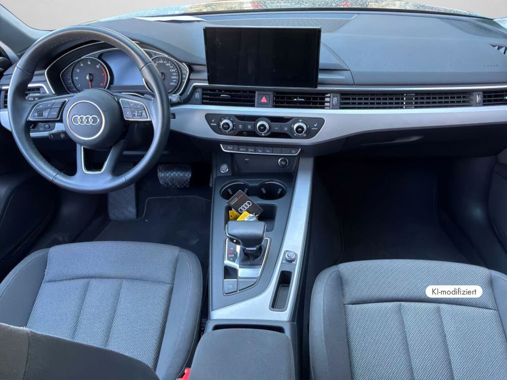 Audi A4 2023 г. Чёрный, пробег 41900 км