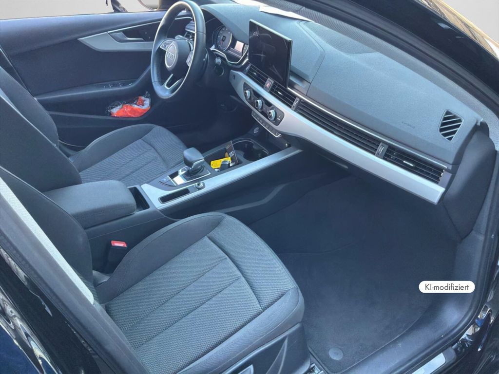 Audi A4 2023 г. Чёрный, пробег 41900 км
