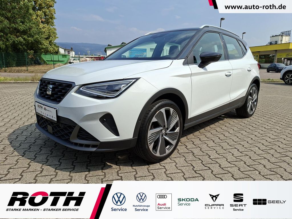 SEAT Arona 2023 г. Белый, пробег 34050 км