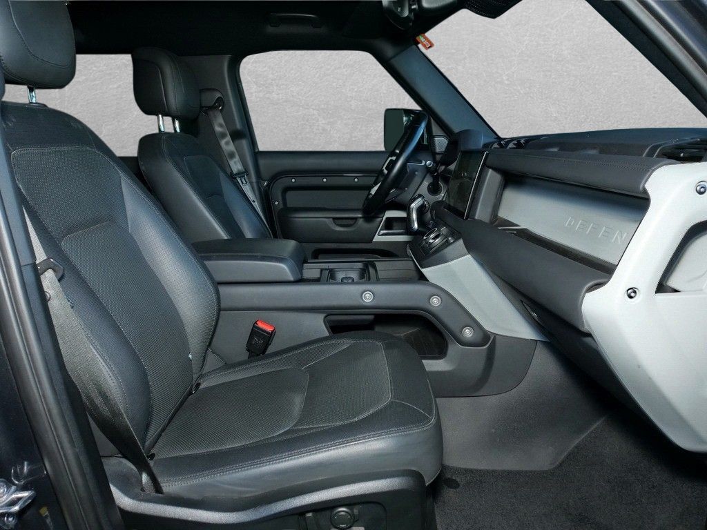 Land Rover Defender 2023 г. Серый, пробег 59000 км