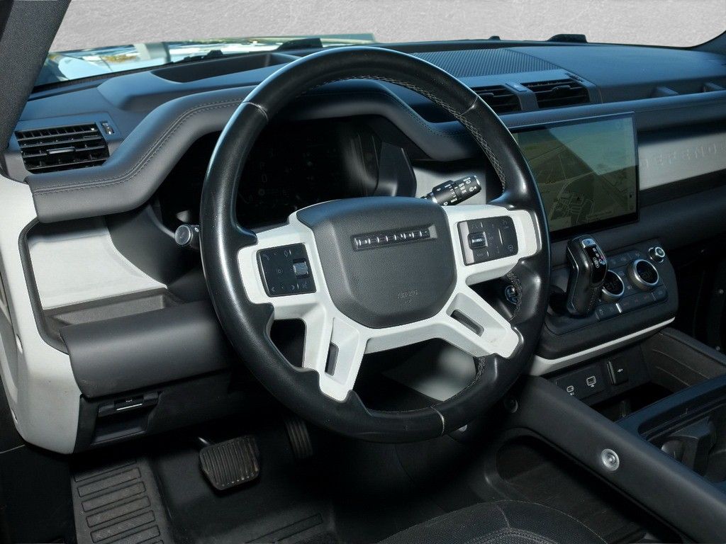 Land Rover Defender 2023 г. Серый, пробег 59000 км