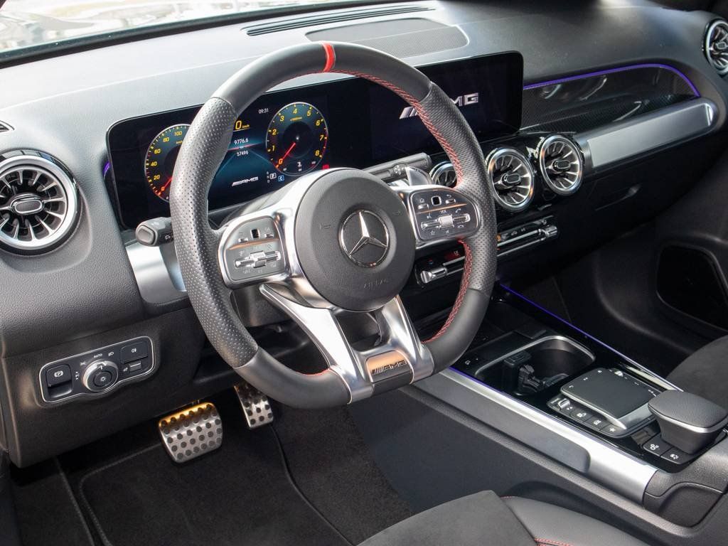 Mercedes-Benz GLB 35 AMG 2023 г. Серый, пробег 57850 км
