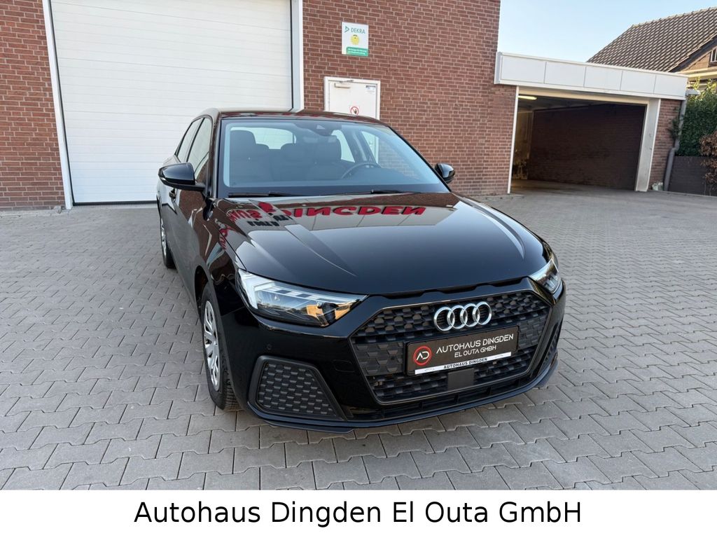 Audi A1 2023 г. Чёрный, пробег 20000 км