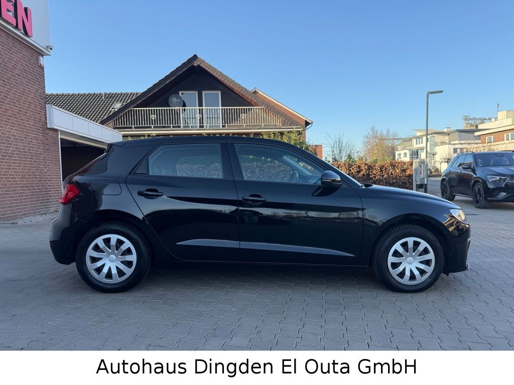 Audi A1 2023 г. Чёрный, пробег 20000 км
