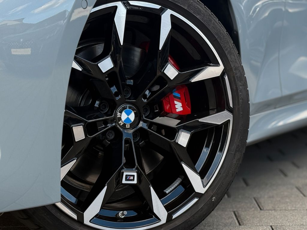 BMW 320 2025 г. Серый, пробег 29987 км