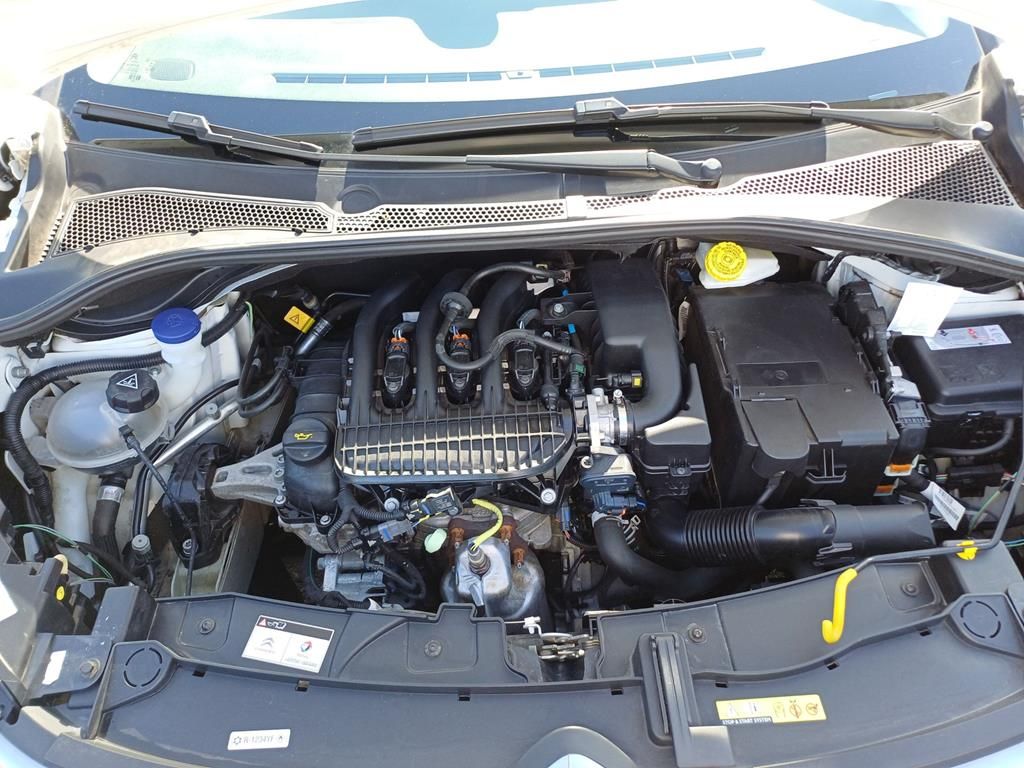 Citroen C3 2022 г. Белый, пробег 44878 км