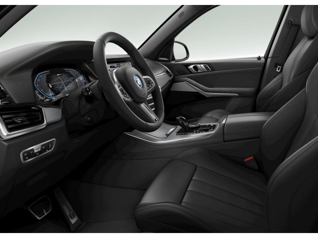 BMW X5 2022 г. Белый, пробег 55974 км