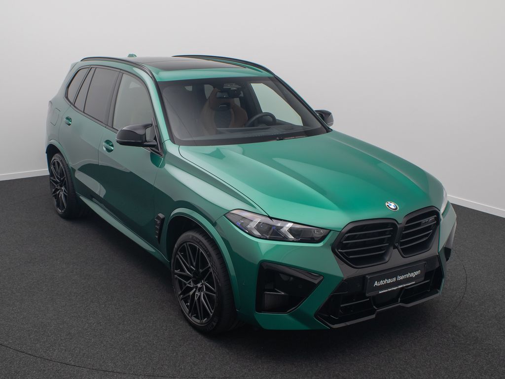 BMW X5 M 2025 г. Зелёный, пробег 10986 км