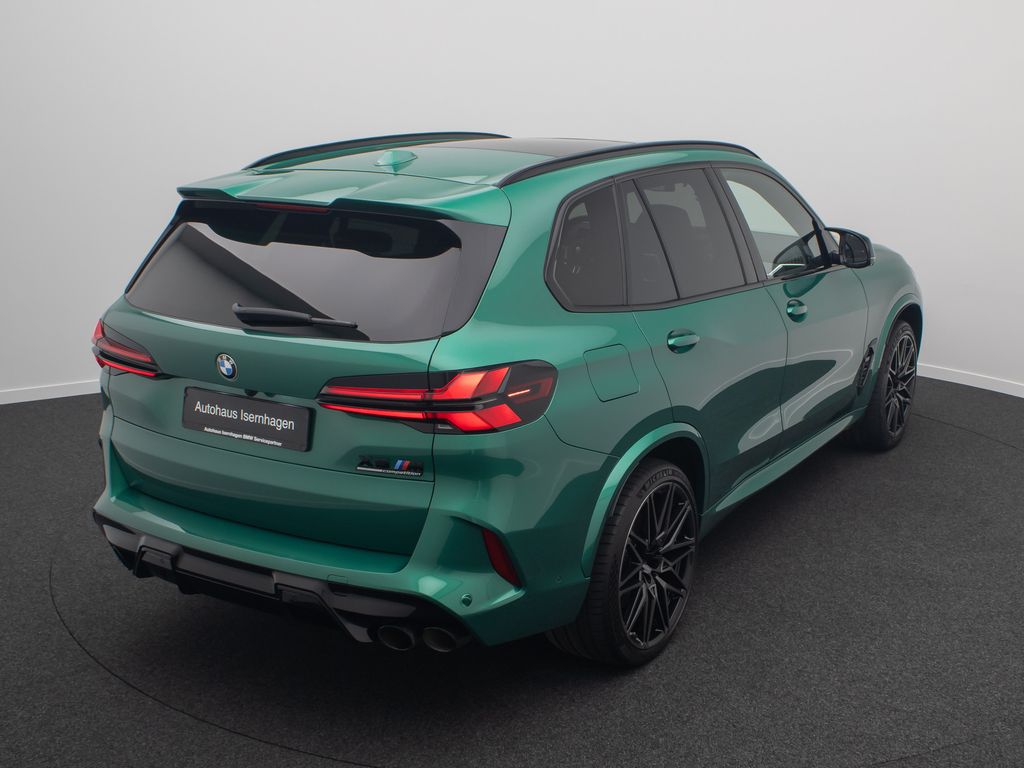 BMW X5 M 2025 г. Зелёный, пробег 10986 км