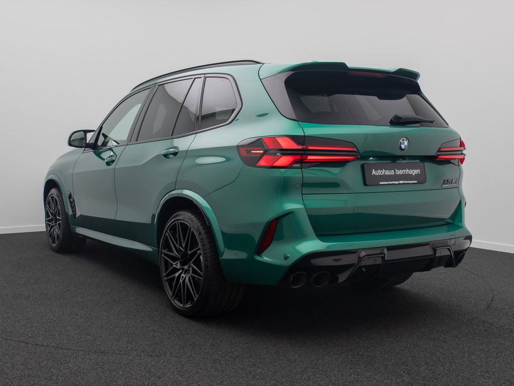 BMW X5 M 2025 г. Зелёный, пробег 10986 км