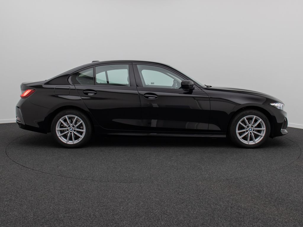 BMW 318 2024 г. Чёрный, пробег 37238 км