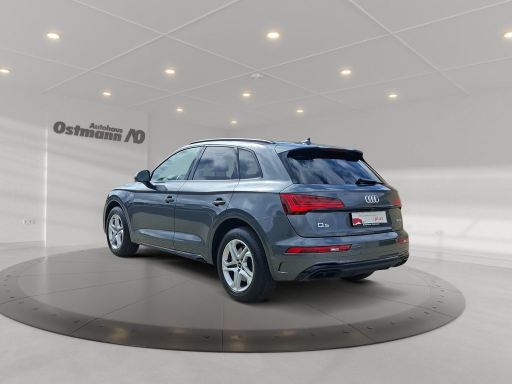Audi Q5 2022 г. Серый, пробег 53371 км