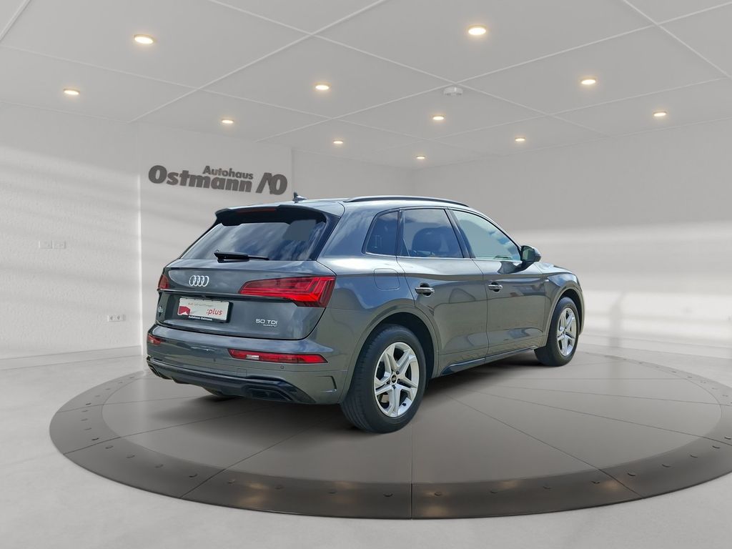 Audi Q5 2022 г. Серый, пробег 53371 км