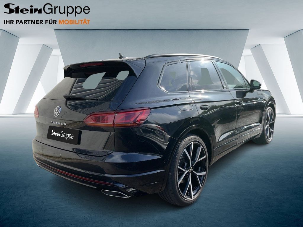 Volkswagen Touareg 2023 г. Чёрный, пробег 31150 км
