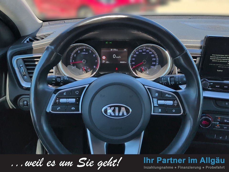 Kia CEE'D / CEED 2021 г. Белый, пробег 53000 км
