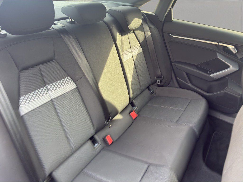 Audi A3 2024 г. Чёрный, пробег 45200 км