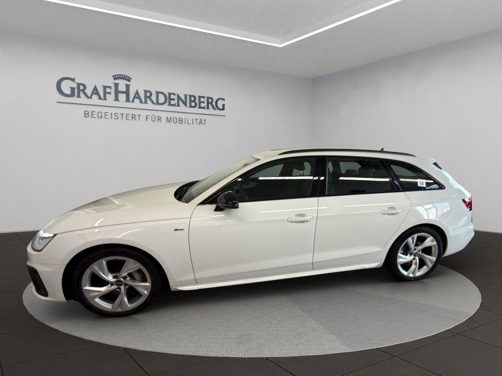 Audi A4 2023 г. Белый, пробег 58700 км