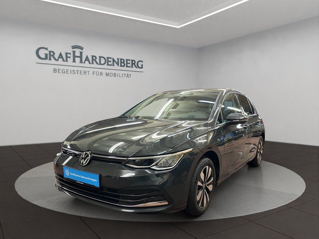 Volkswagen Golf 2024 г. Серый, пробег 20600 км