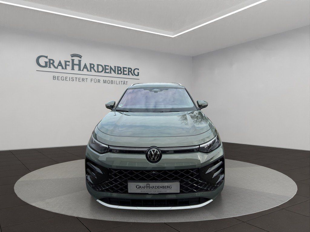 Volkswagen Tayron 2026 г. Зелёный, пробег 23000 км