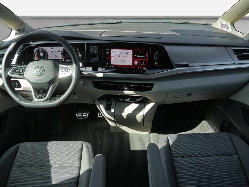 Volkswagen T7 MULTIVAN 2026 г. Серебристый, пробег 3000 км