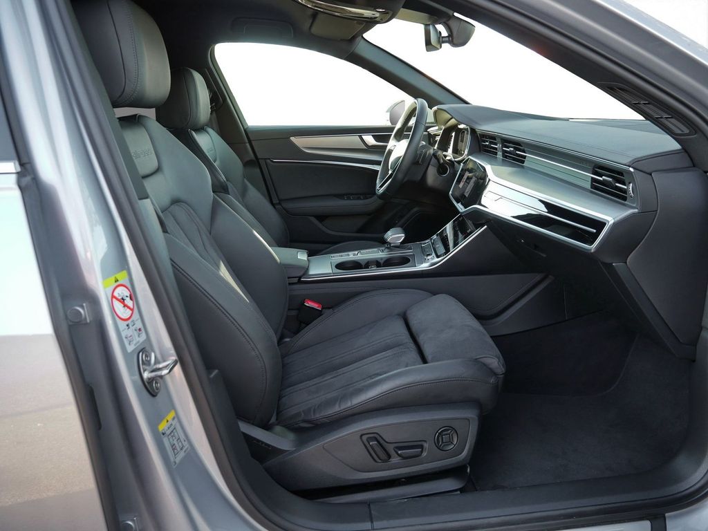Audi A6 2023 г. Серебристый, пробег 44960 км