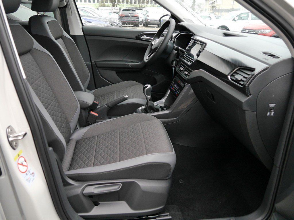 Volkswagen T-Cross 2023 г. Серый, пробег 31500 км
