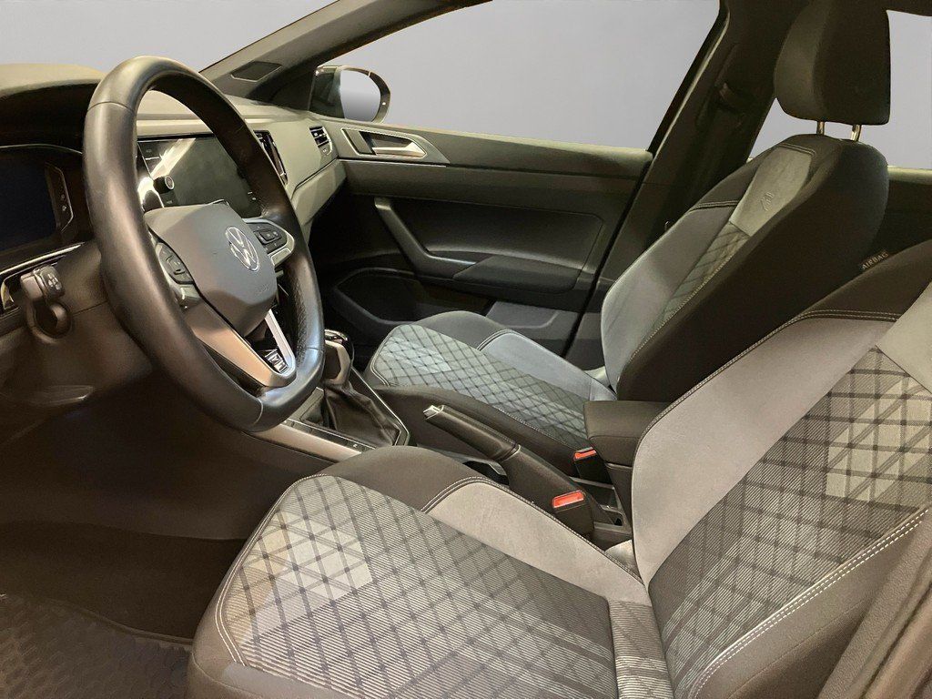 Volkswagen Taigo 2023 г. Чёрный, пробег 51400 км